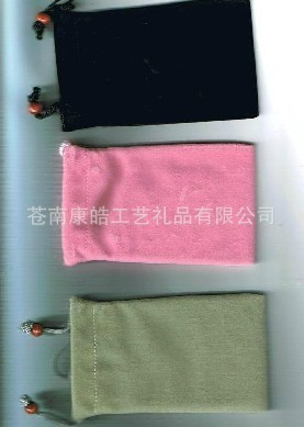 【廠家批發(fā)定做 手機(jī)植絨布袋 移動(dòng)電源絨布袋 抽繩束口袋 禮品布袋】?jī)r(jià)格,廠家,圖片,絨布袋,蒼南康皓工藝禮品-